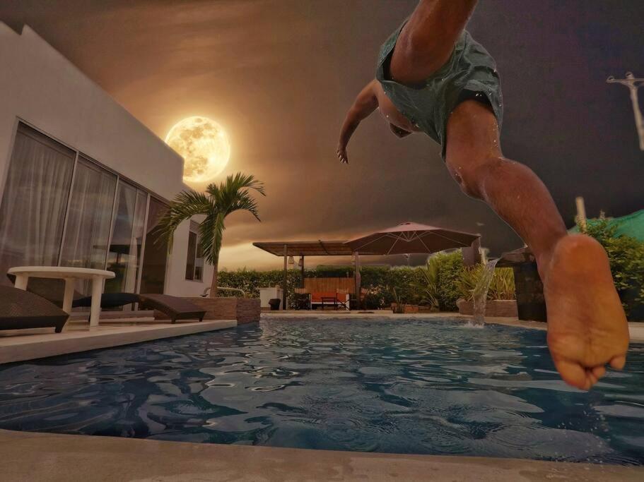 Вилла Casa Palma Roja Boutique , Piscina Privada Кармен-де-Апикала Экстерьер фото