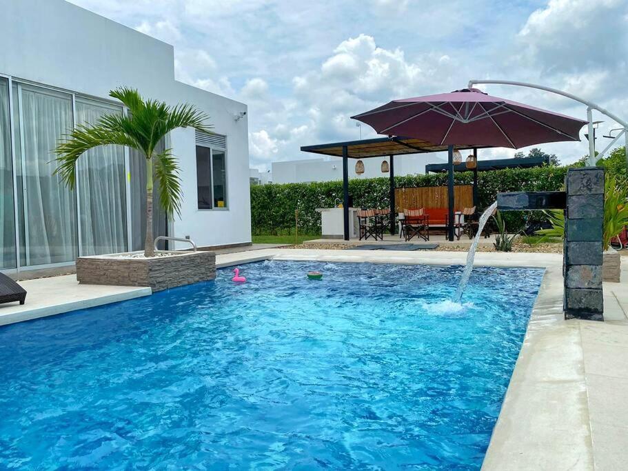 Вилла Casa Palma Roja Boutique , Piscina Privada Кармен-де-Апикала Экстерьер фото